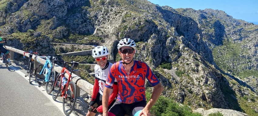 SportActive cyclists in the Mallorca mountains