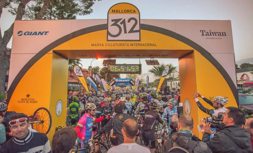 Mallorca M312 start line